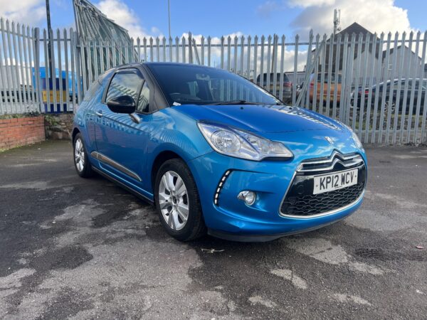 Reservation Payment for - Citroen DS3 1.6 VTi DStyle 2012