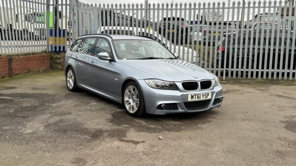 Reservation Payment for - BMW 3 Series 2.0 318i M Sport Touring 2011